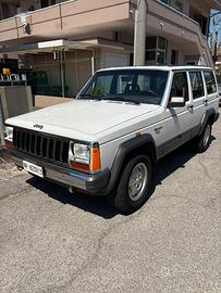 Jeep Cherokee 4.0 gpl