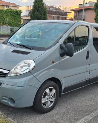 Opel Vivaro 27 2.0 CDTI PC-TN 9 posti