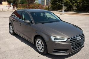 A3 III 2013 Sportback Sportback 1.6 tdi Ambition