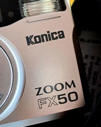 Konica Zoom FX50 con custodia