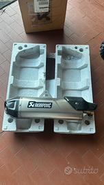 Scarico akrapovic triumph tiger 1200