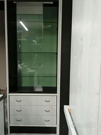 Vetrine da esposizione per negozio, casa, ufficio