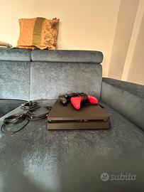 Playstation 4 500 GB + 2 Joypad