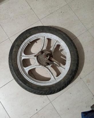 cerchio e copertone motron tuboni