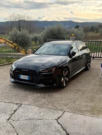 Audi rs4