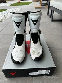 Stivali moto bianchi outlet
