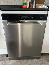 Lavastoviglie Whirpool 6th sense esterna