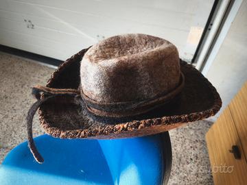 Cappello in feltro lana artigianato