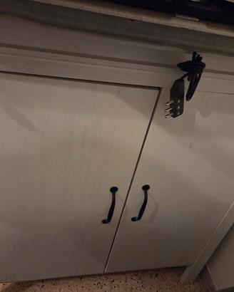 mobile ikea Brusali a 2 ante