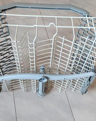 lavastoviglie hotpoint Ariston cestello superiore,