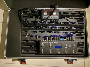 Rockboard 5.2 + Hard Case + Patchbay + Voodoo.