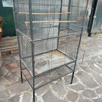 Voliera per pappagalli o altri uccelli