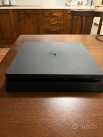 PlayStation 4 Slim 500GB + Controller Originale