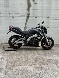 Suzuki GSR 600