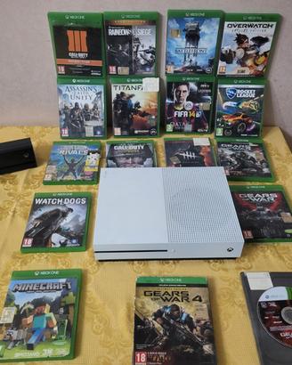 🎮 Xbox One S Bianca + Kinect + 17 Giochi–Perfetta