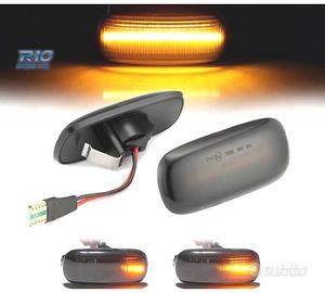 FRECCIE LATERALI DINAMICHE A LED AUDI A3 A4 A6 TT 