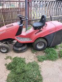 trattorino tagliaerba