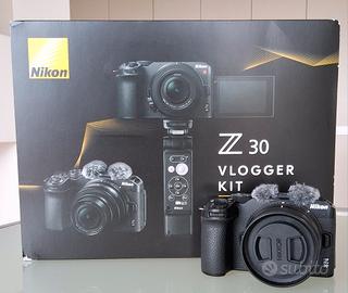 Nikon 30 Vlogger Kit + accessori