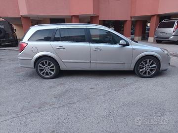 opel Astra 1,9 150cv Gancio traino 