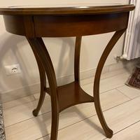 Tavolino in legno e vetro