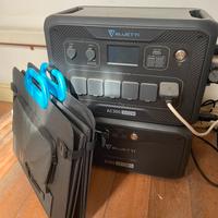 BLUETTI AC300 + B300 (3072Wh) + 2 PANNELLI SOLARI