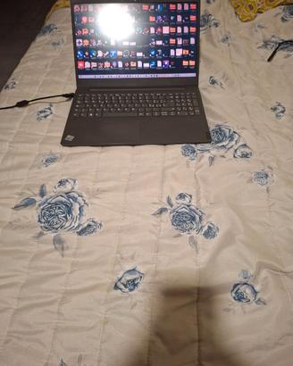 Lenovo V15-IIL i5 – 8 GB RAM – Windows 10