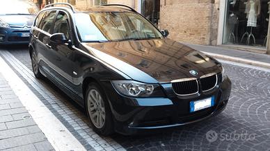 BMW 318d Touring  2007  Pelle  Full Optional