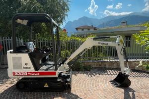 Miniescavatore  Bobcat X320