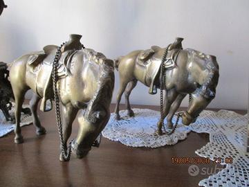 Coppia di cavalli in ottone fine 800