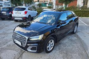AUDI q2 tdi sport