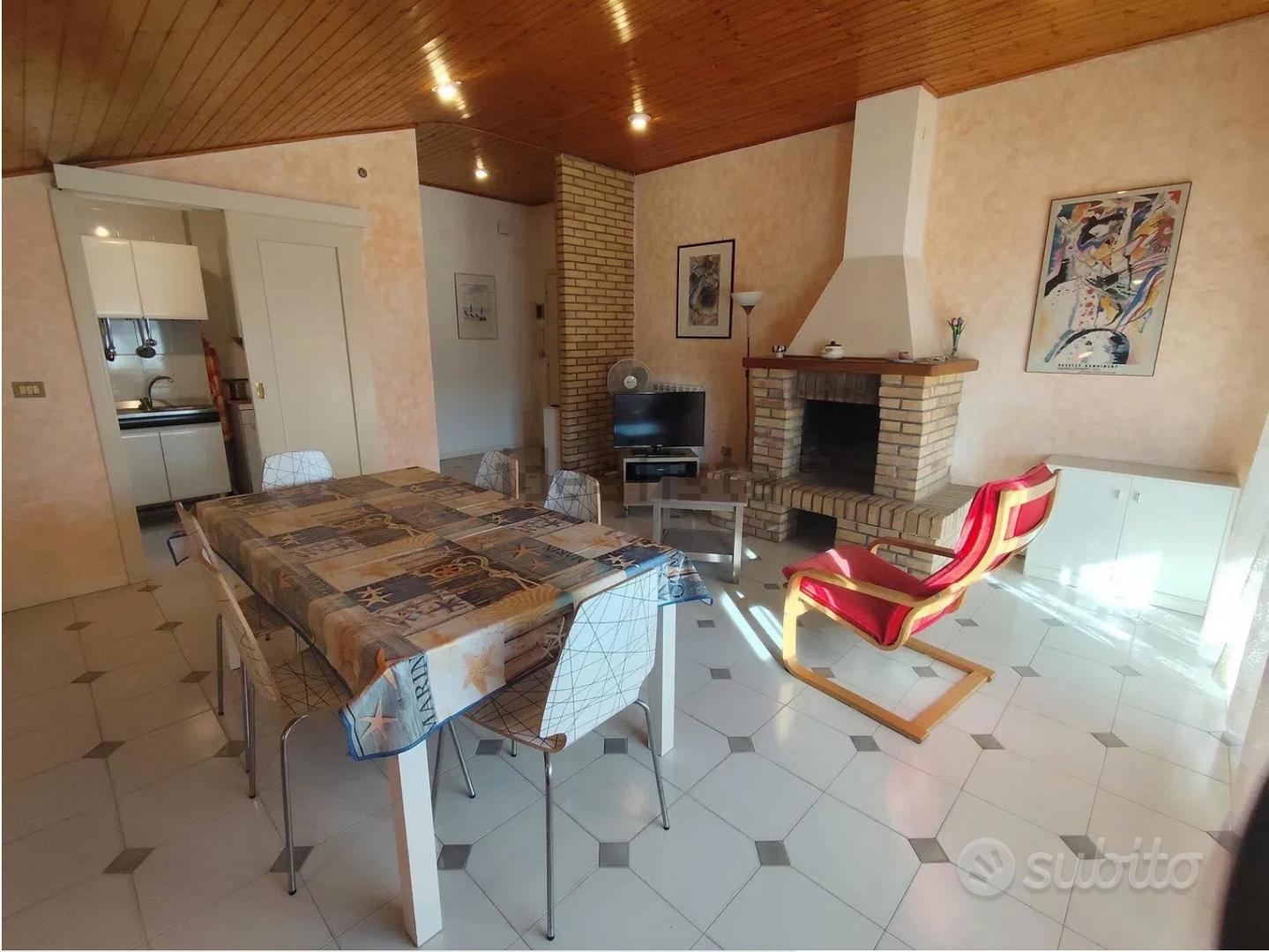 Appartamento arredato a 100 m dal mare - Vista 2