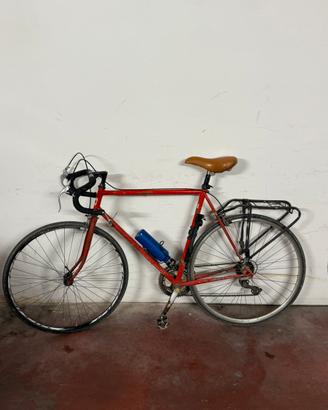 Bici da corsa vintage colnago da restaurare