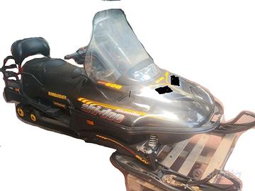 Motoslitta da lavoro ski-doo skandic 600 rotax