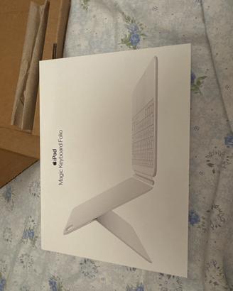 Ipad magic keyboard folio