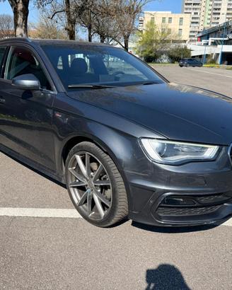 Audi A3 2.0 TDI Ambition S Tronic da 150 CV