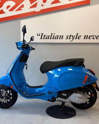 Vespa Sprint S 125 NUOVA DA TARGARE