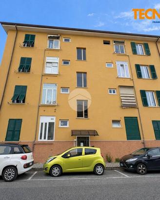 3 LOCALI A LA SPEZIA