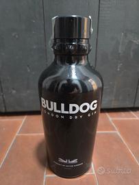 Bottiglia gin bulldog vuota
