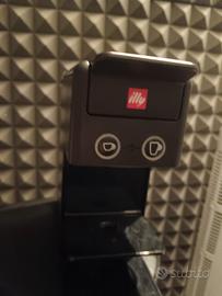 macchinetta caffè Illy