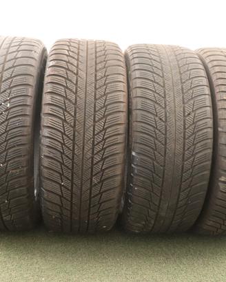 Gomme Bridgestone Blizzak 225 45 18 inverno