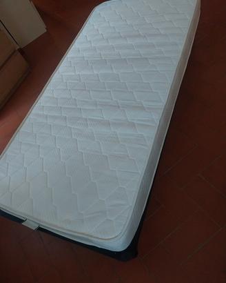 Rete singola e materasso singolo