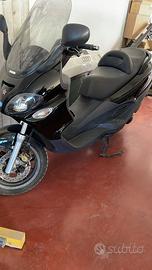 Scooter Piaggio x9 200