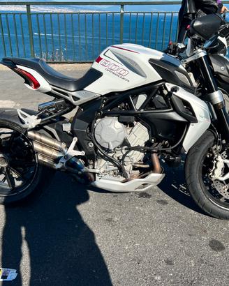 MV AGUSTA BRUTALE DRAGSTER 800
