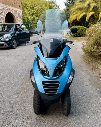 Piaggio MP3 condizioni ottime,usato pochissimo.