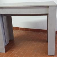 Tavolo a console grigio