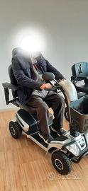 Scooter elettrico per anziani e disabili