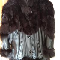 Cappotto in pelle e pelliccia.