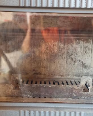 Worldkamin - Stufa a legna turboventilata 9kw