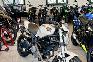 DUCATI MONSTER 696