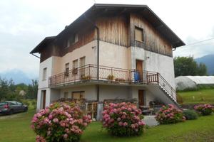 Casa singola con ampio scoperto